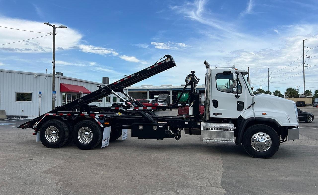 2025 Freightliner 114SD 60,000 lb Pac mac Roll Off Truck Tampa FL
