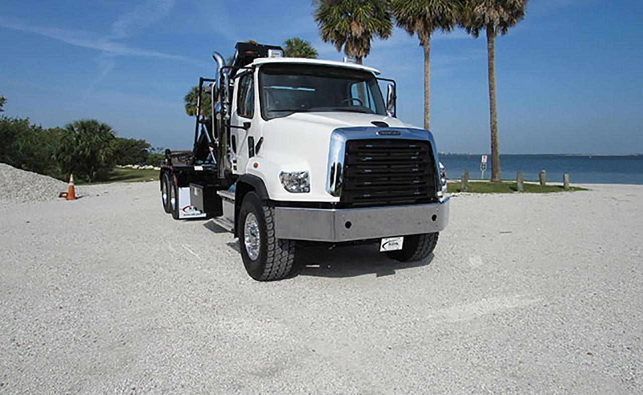 2025 Freightliner 114SD 60000 lbs Pac Mac Roll Off Truck Tampa FL