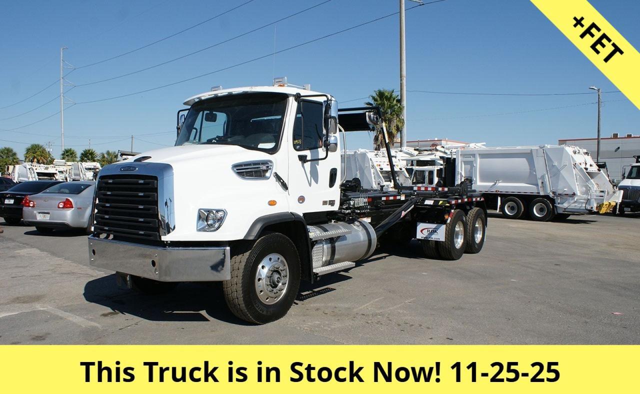 2025 Freightliner 114SD 60000 lbs Pac Mac Roll Off Truck