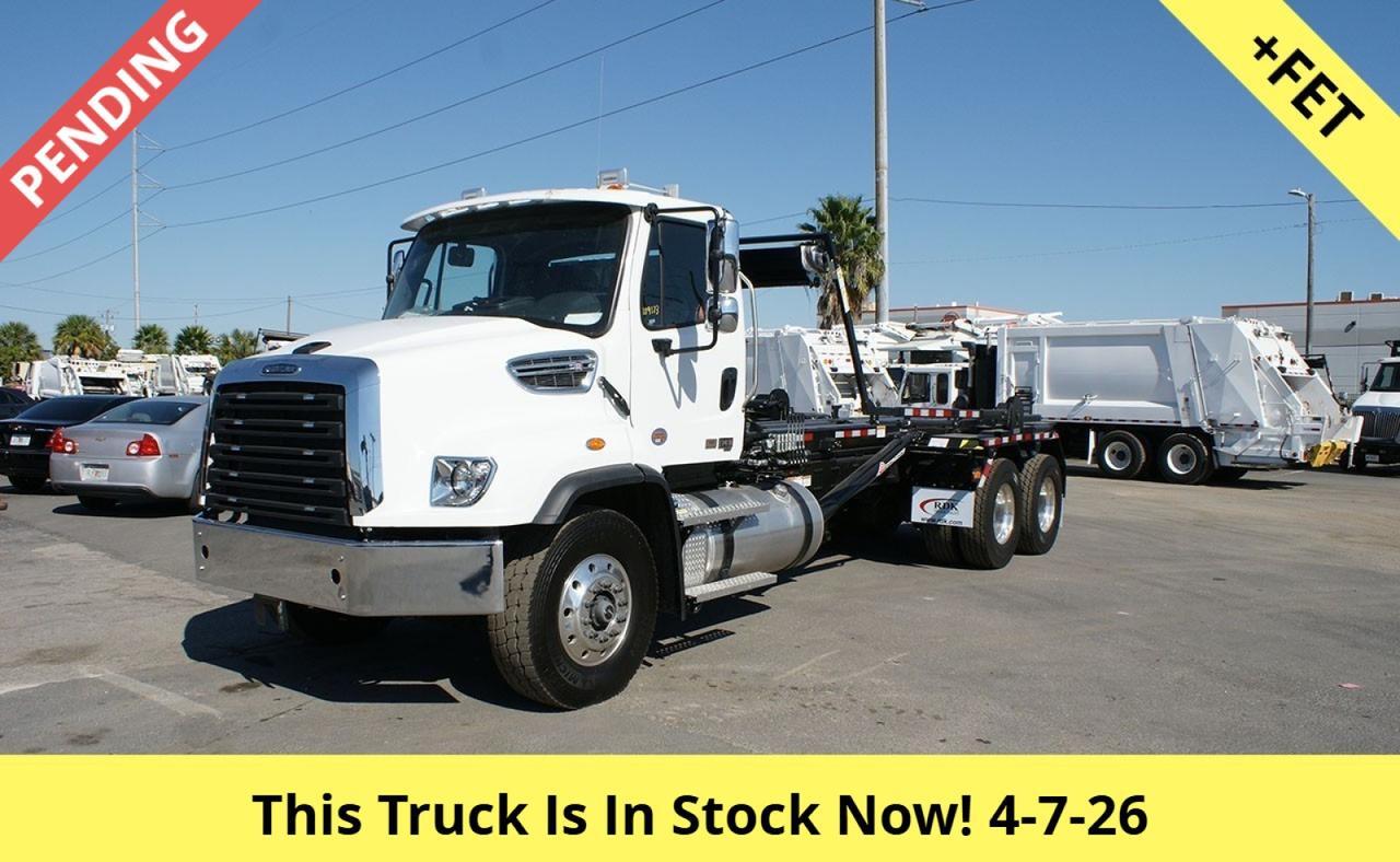 2025 Freightliner 114SD 60000 lbs Pac Mac Roll Off Truck