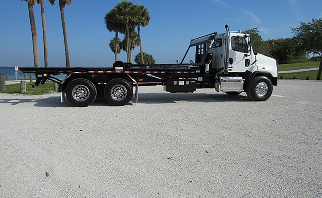 2025 Freightliner 114SD 60000 lbs Pac Mac Roll Off Truck Tampa FL
