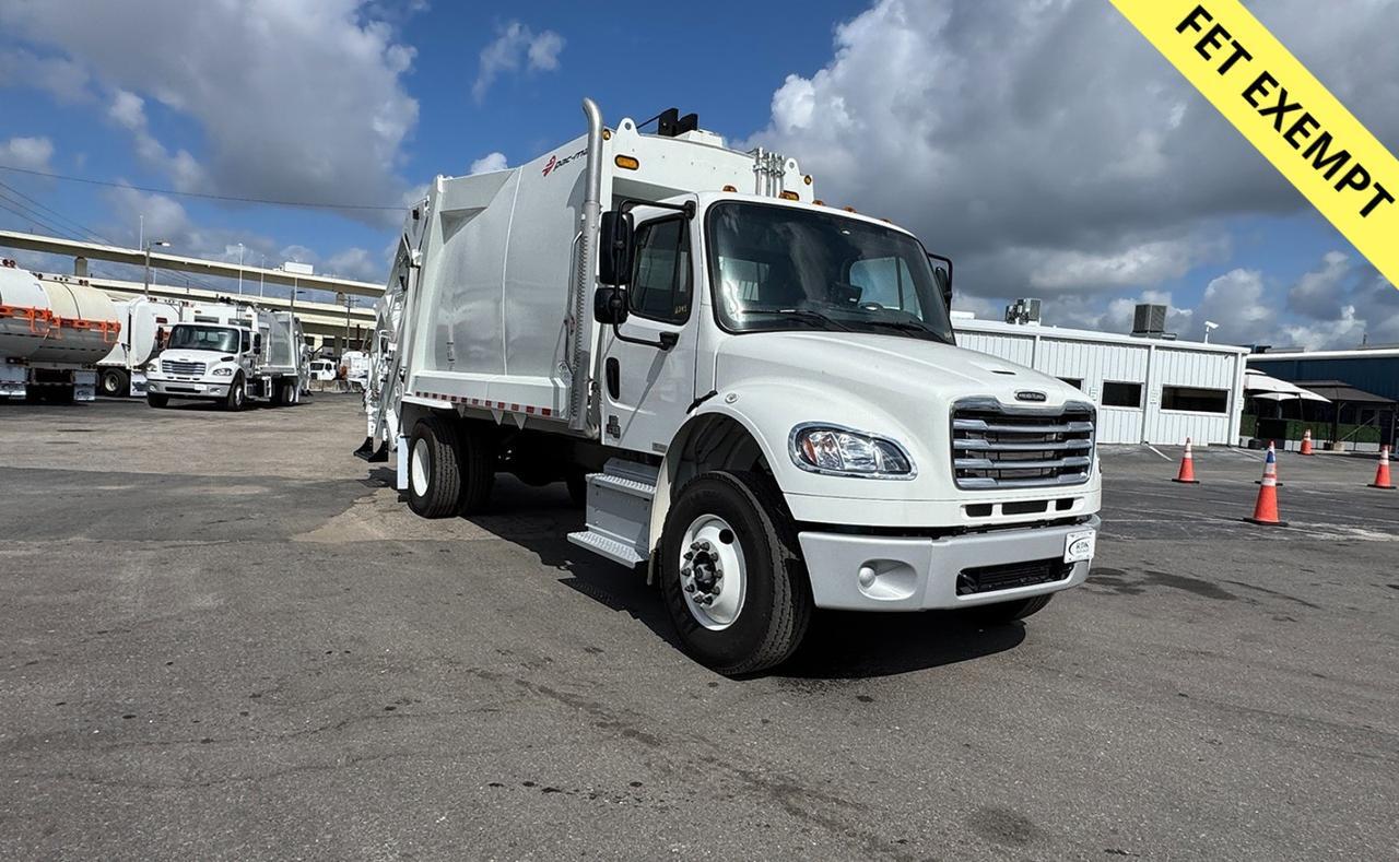 2025 Freightliner M2 106