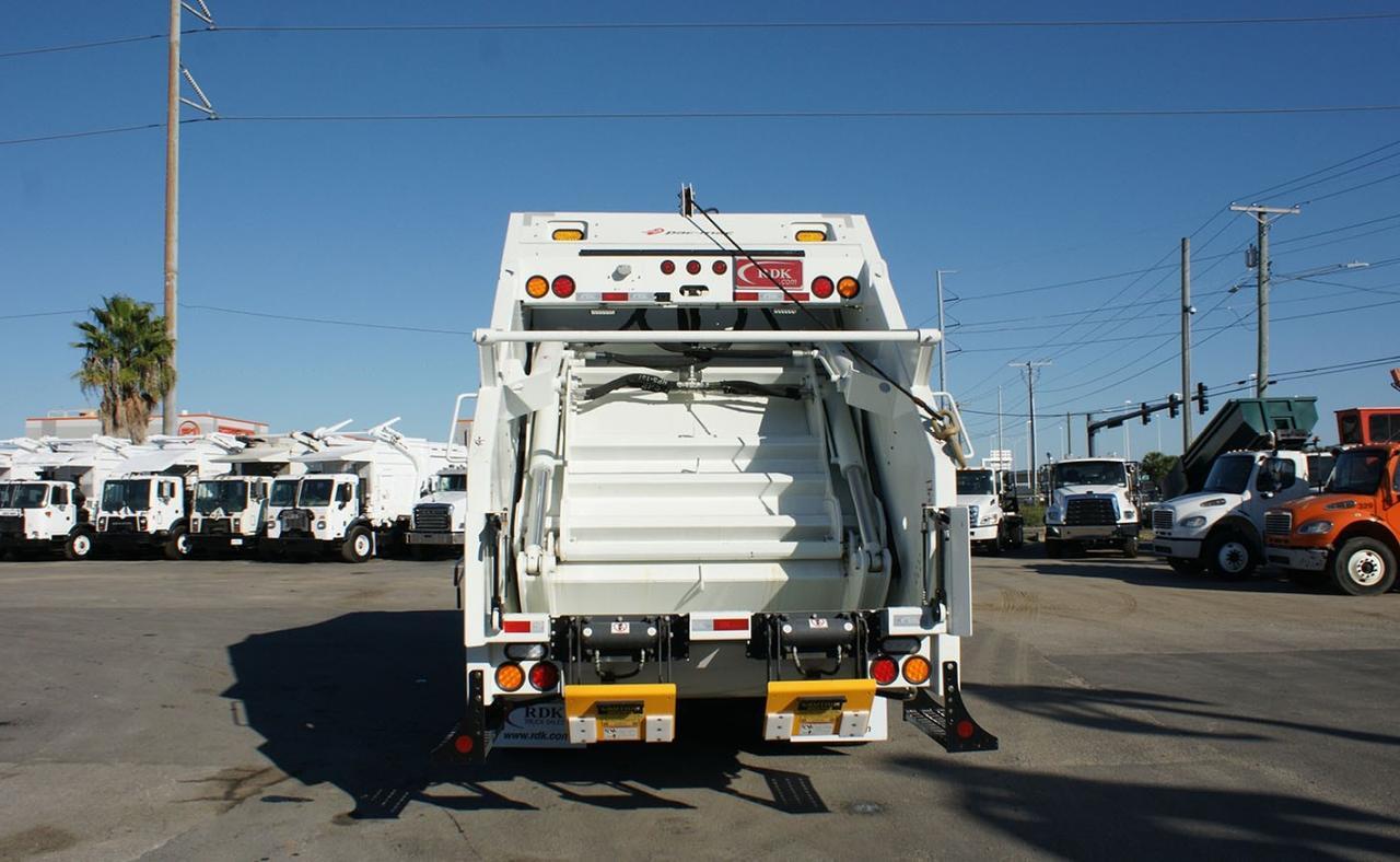 2025 Freightliner M2 106 25 Yard Pac Mac Rear Loader Garbage Truck Tampa FL