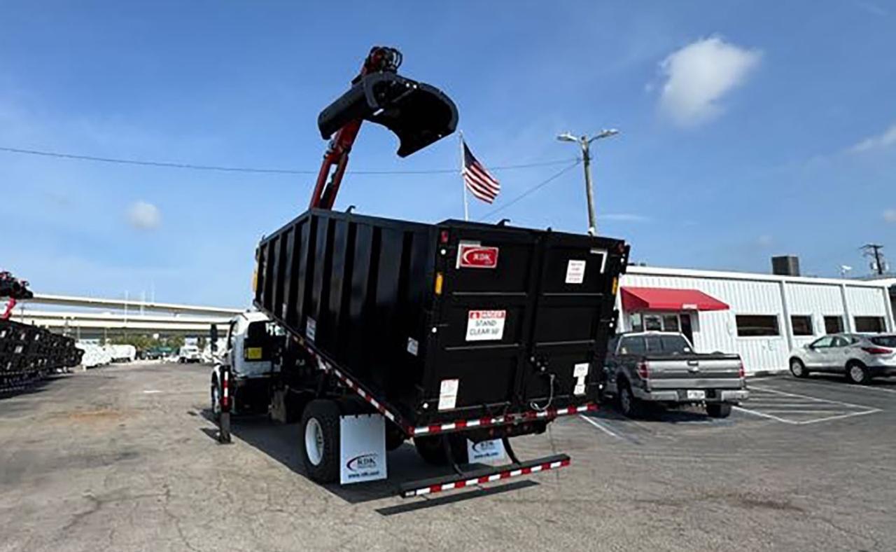 2025 Freightliner M2 106 28 Yard Pac Mac Grapple Truck Tampa FL