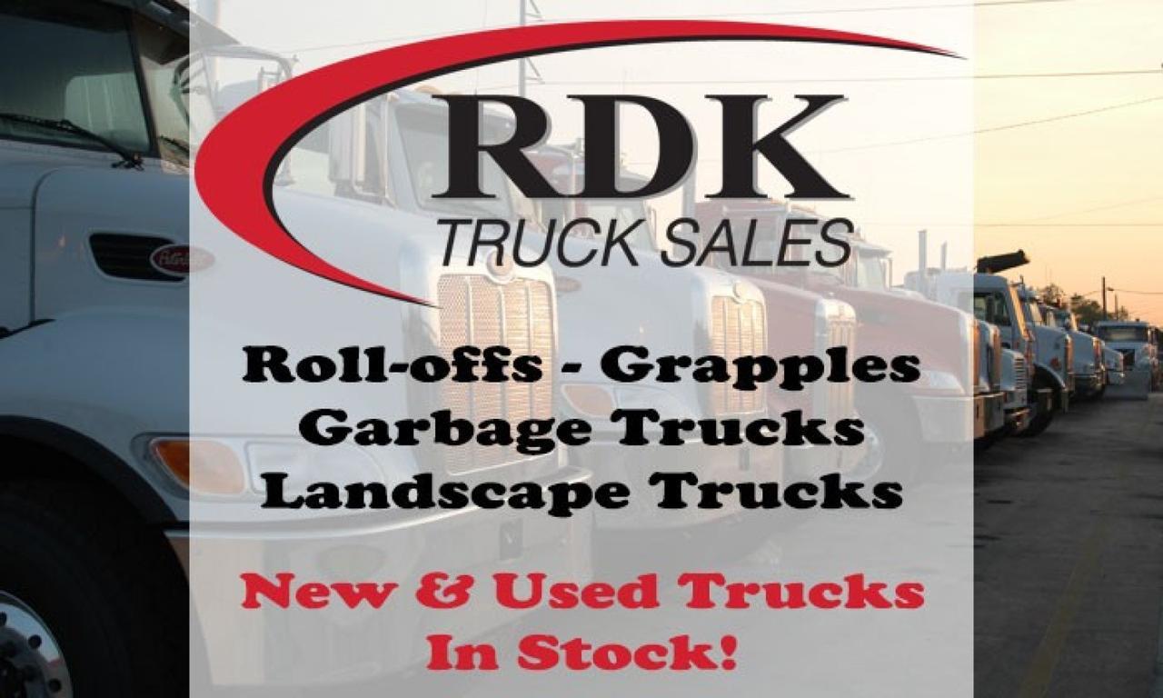 2025 Freightliner M2 106 28 Yard Pac Mac ML Grapple Truck