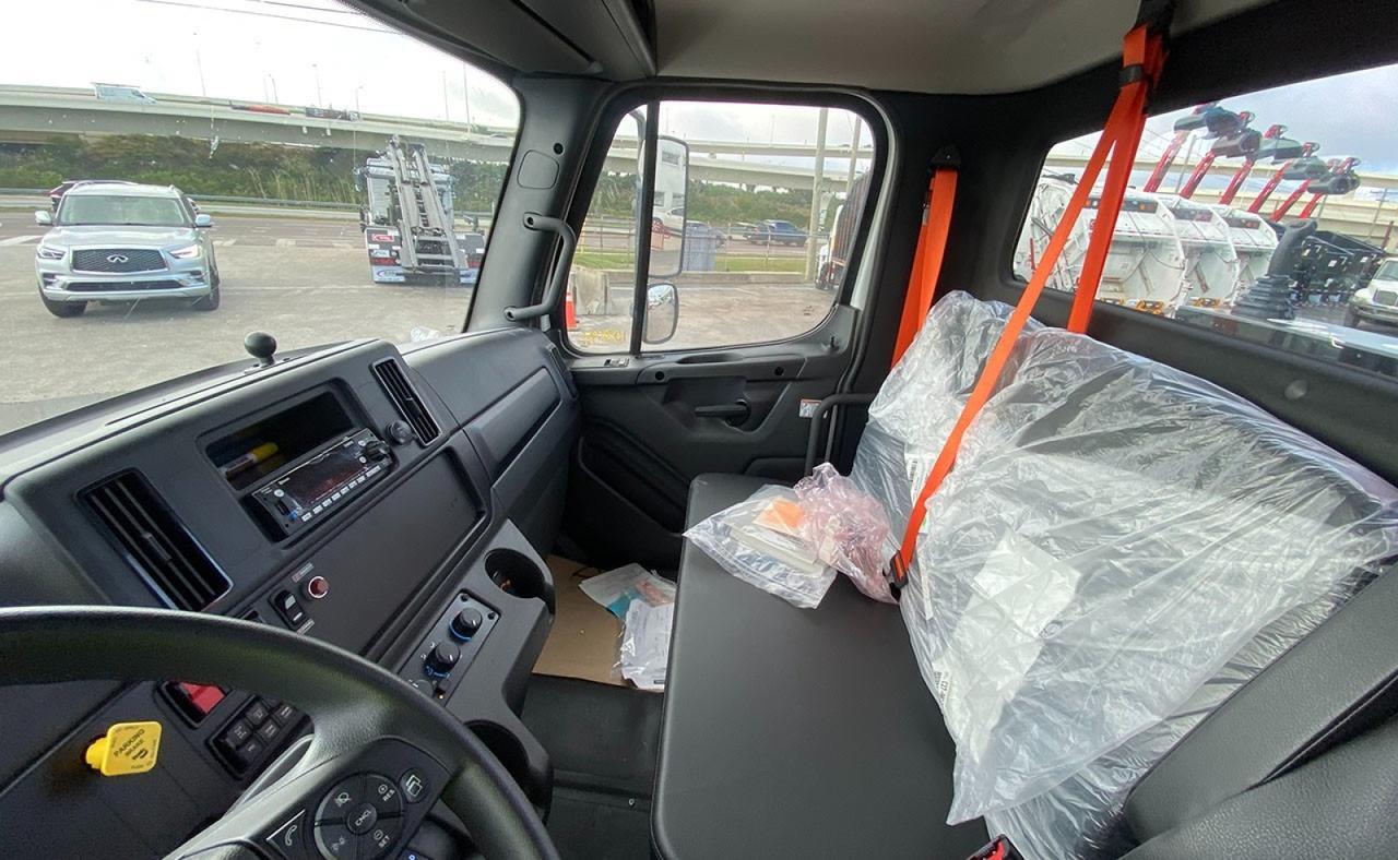 2025 Freightliner M2 106 28 yard Pac Mac HJ Grapple Truck Tampa FL