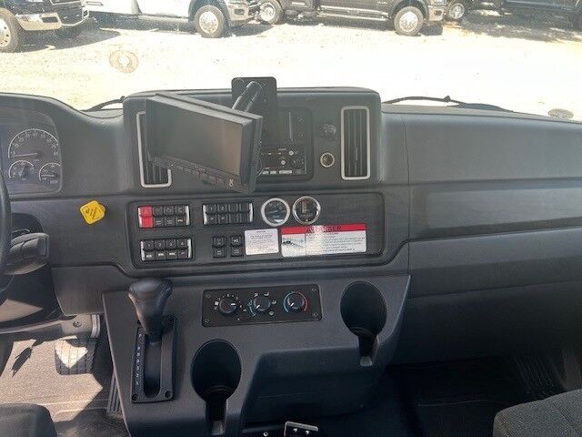 2025 Freightliner M2 Crew Cab 22&apos; Jerr-Dan Rollback Car Carrier Truck Miami FL