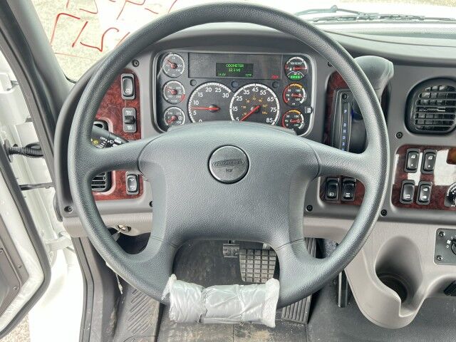 2025 Freightliner M2 Extended Cab 22' Jerr-Dan Rollback Car Carrier Truck Miami FL