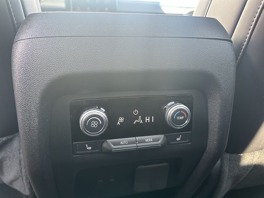 2025 GMC Acadia AT4 Crestwood KY