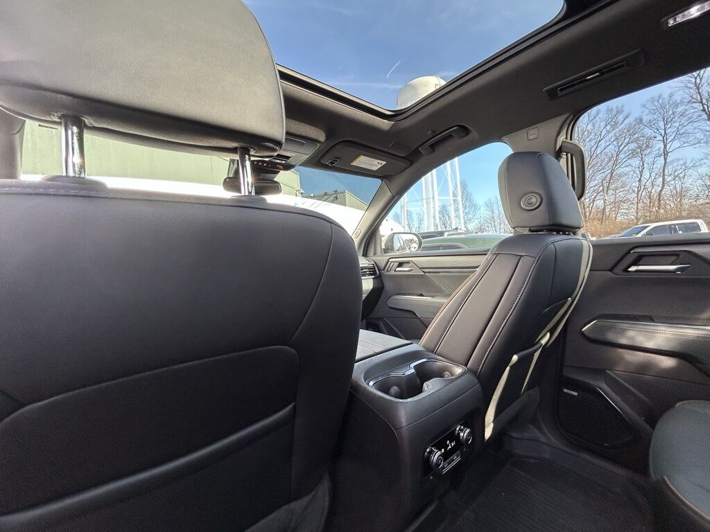 2025 GMC Acadia AT4 Crestwood KY