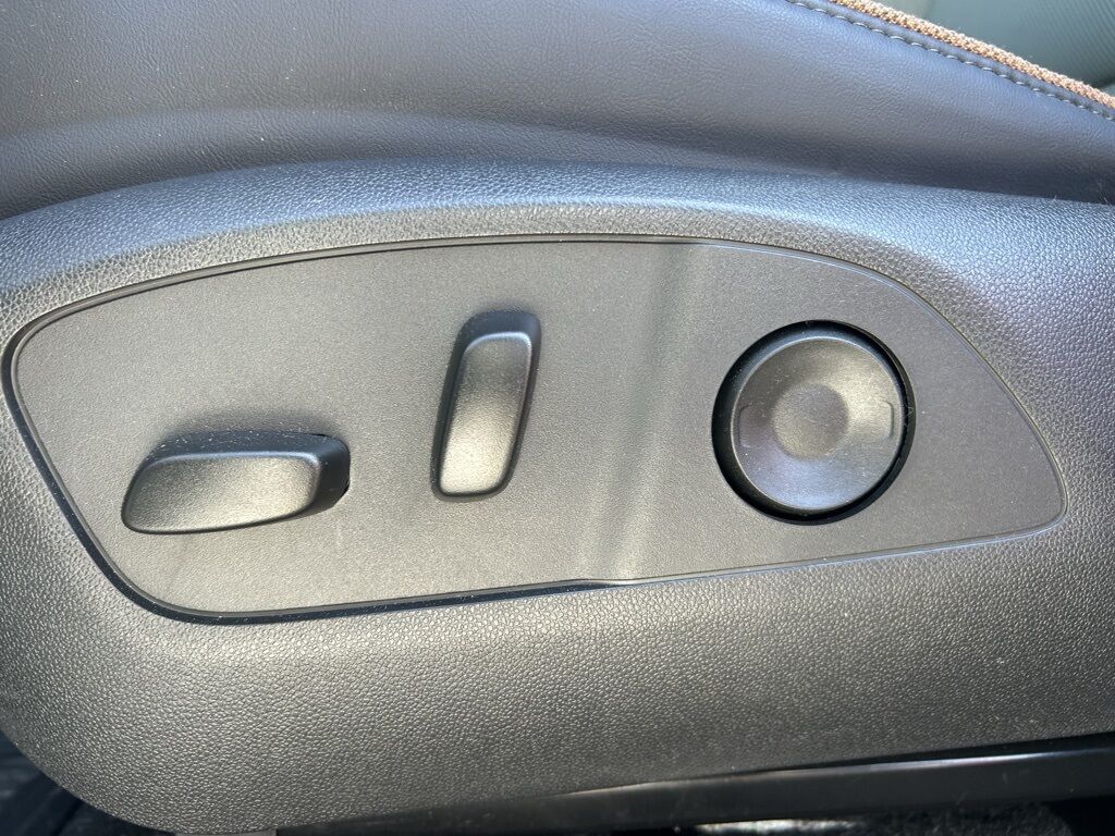 2025 GMC Acadia AT4 Crestwood KY