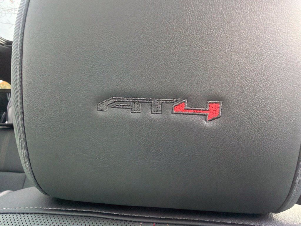 2025 GMC Acadia AT4 Gresham OR