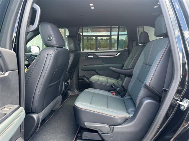 2025 GMC Acadia AT4 Farmington MO