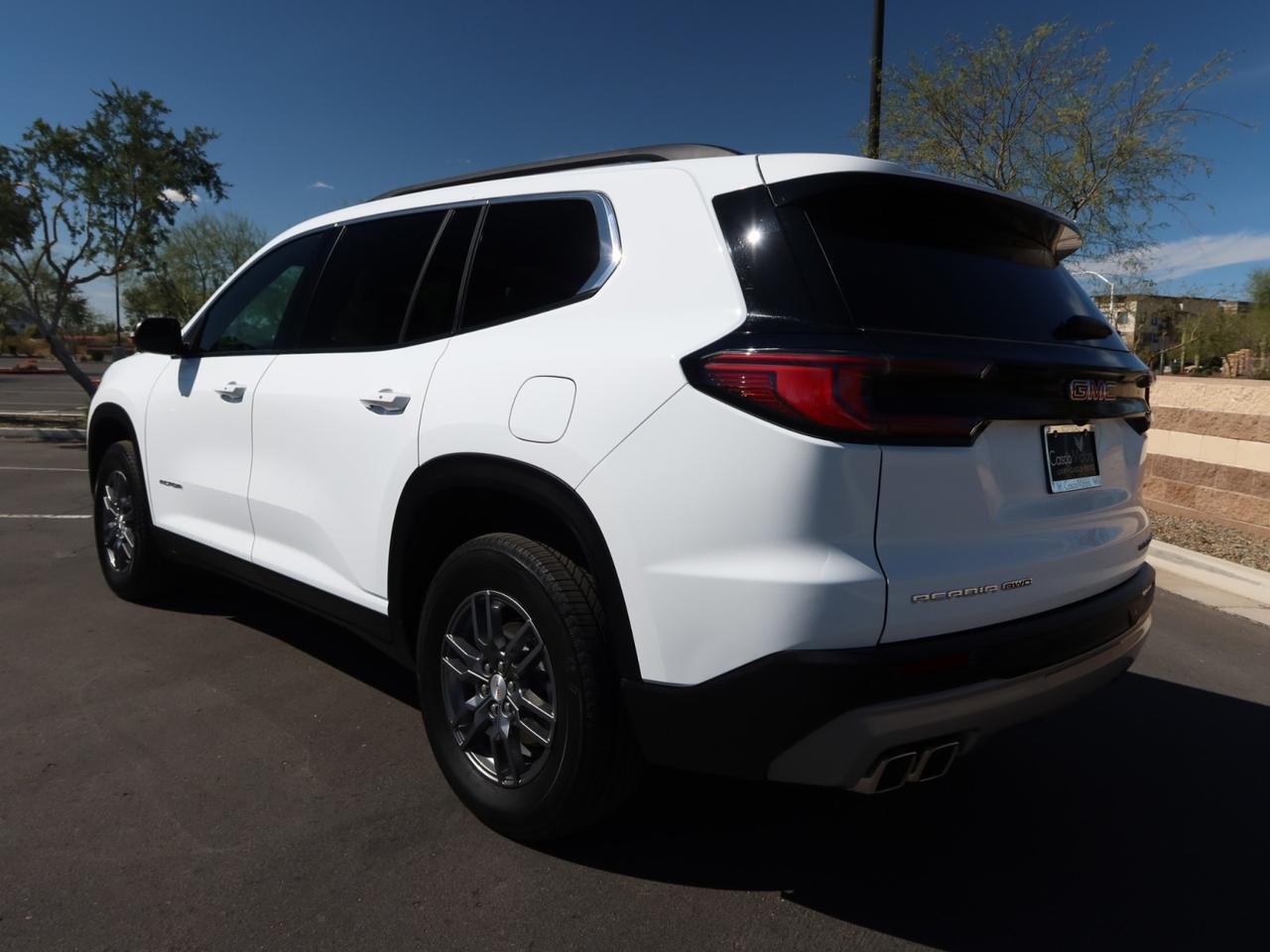 2025 GMC Acadia AWD Elevation 1-Owner Clean CarFax Scottsdale AZ