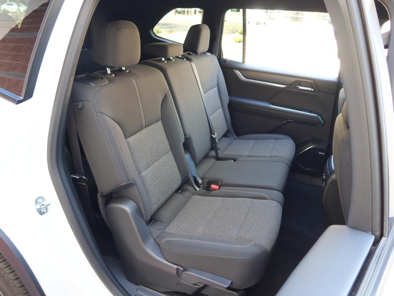 2025 GMC Acadia AWD Elevation 1-Owner Clean CarFax Scottsdale AZ