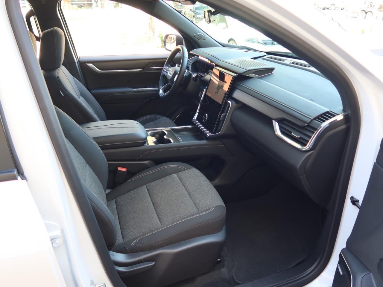 2025 GMC Acadia AWD Elevation 1-Owner Clean CarFax Scottsdale AZ