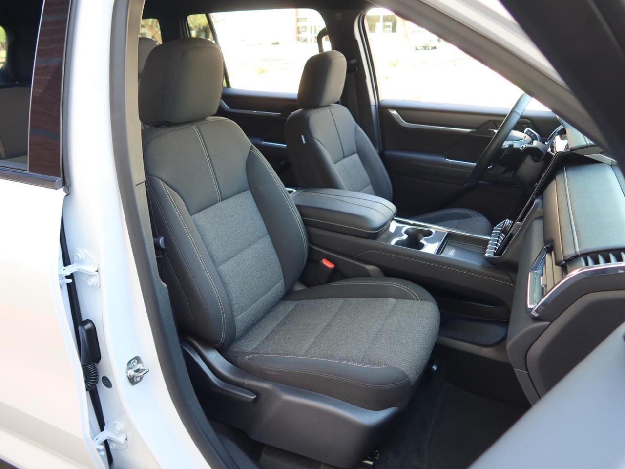2025 GMC Acadia AWD Elevation 1-Owner Clean CarFax Scottsdale AZ