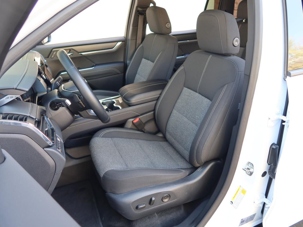 2025 GMC Acadia AWD Elevation 1-Owner Clean CarFax Scottsdale AZ