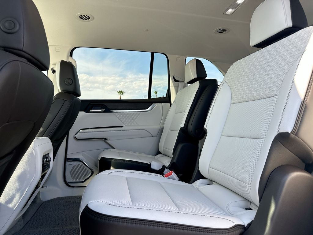2025 GMC Acadia Denali Tucson AZ
