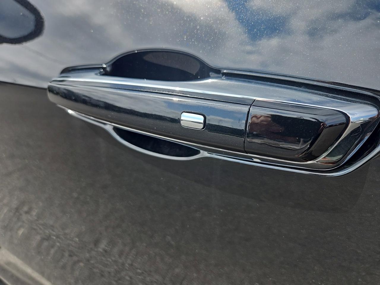 2025 GMC Acadia Denali Fredericksburg VA