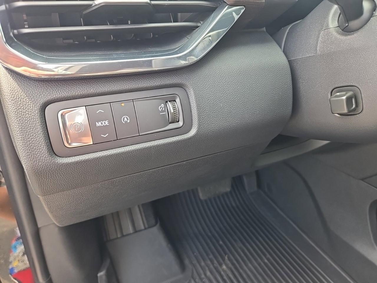 2025 GMC Acadia Denali Fredericksburg VA