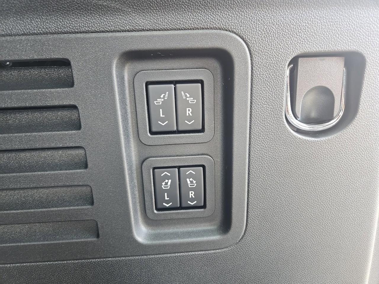 2025 GMC Acadia Denali Fredericksburg VA