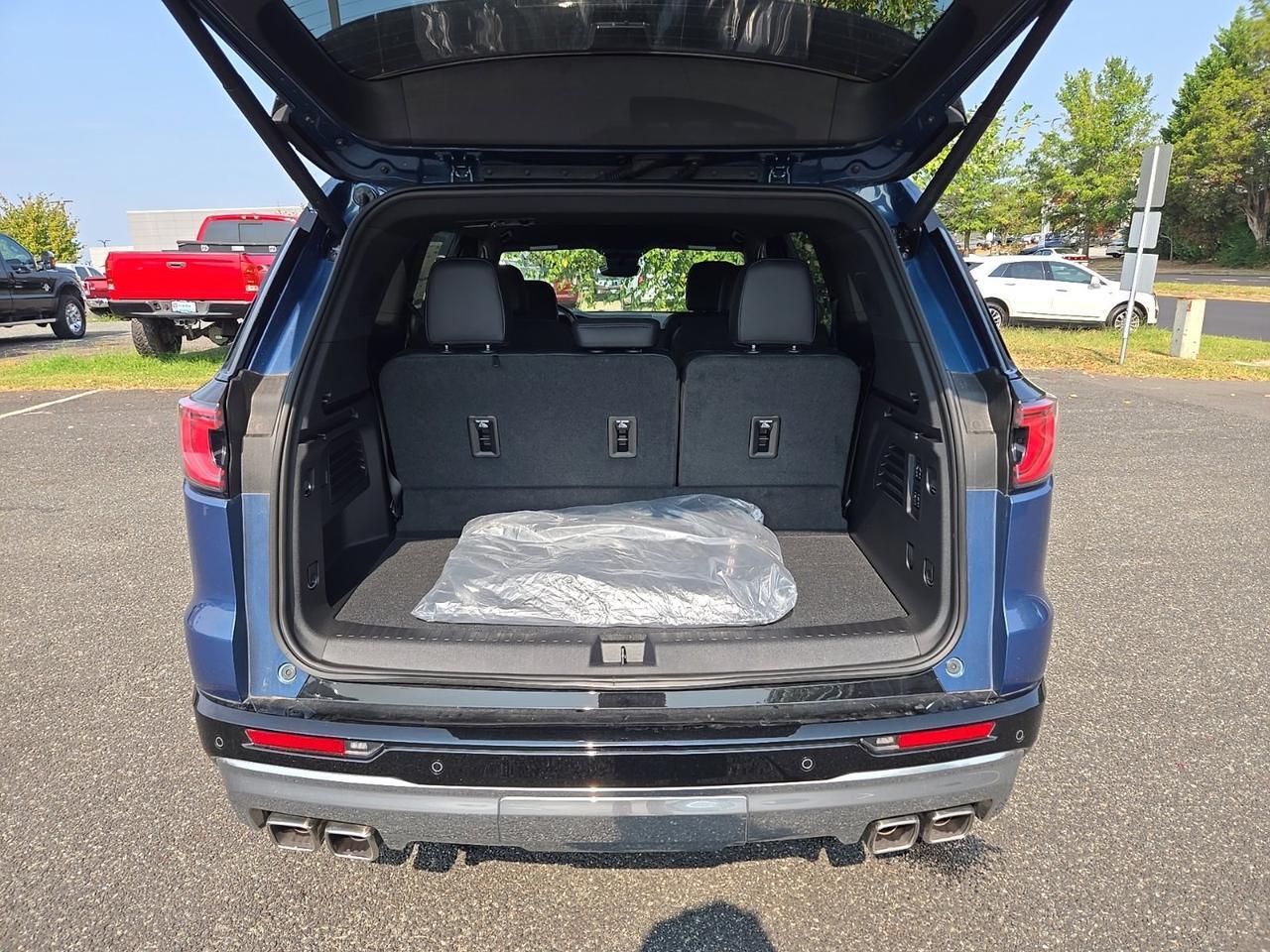 2025 GMC Acadia Denali Fredericksburg VA