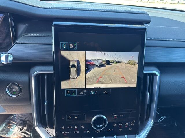 2025 GMC Acadia Elevation Kerrville TX