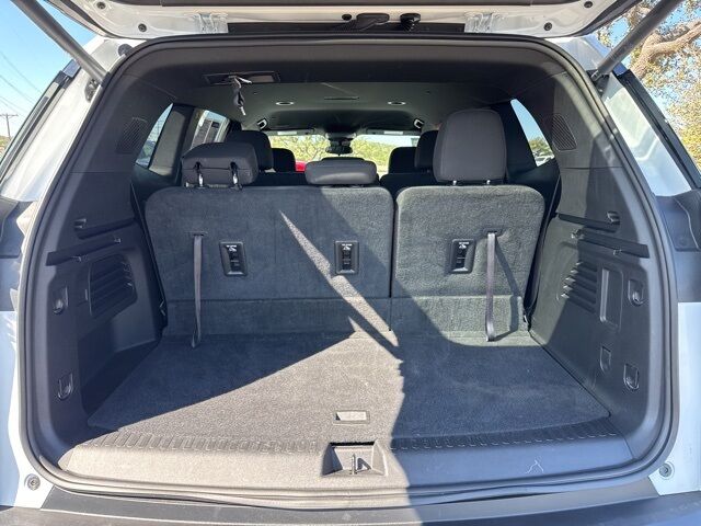 2025 GMC Acadia Elevation Kerrville TX