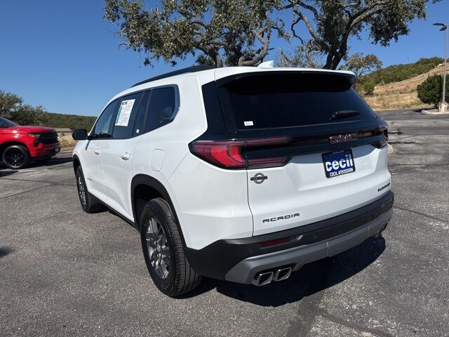 2025 GMC Acadia Elevation Kerrville TX