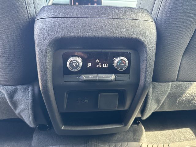 2025 GMC Acadia Elevation Kerrville TX