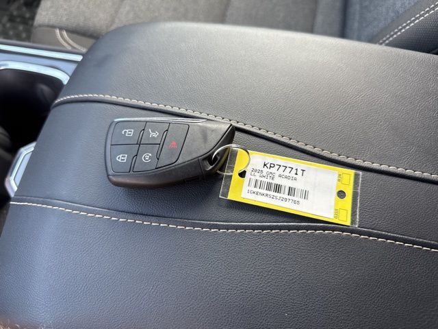 2025 GMC Acadia Elevation Kerrville TX