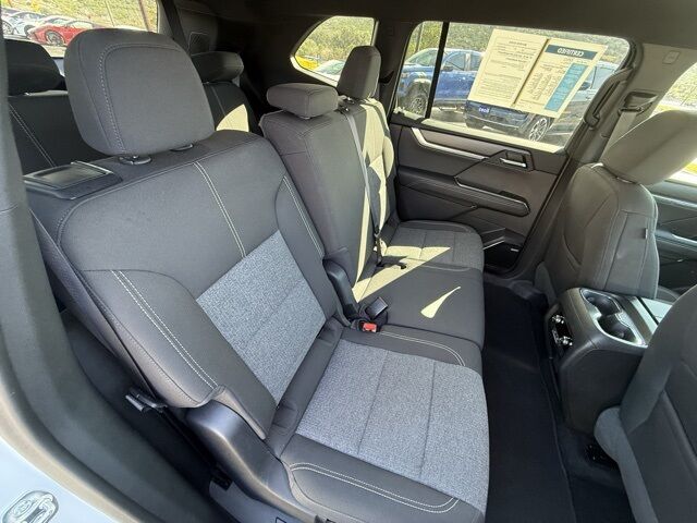 2025 GMC Acadia Elevation Kerrville TX