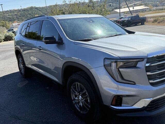 2025 GMC Acadia Elevation Kerrville TX