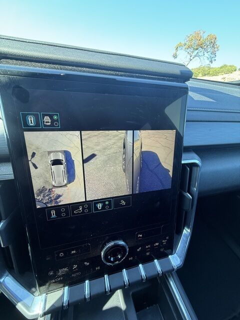 2025 GMC Acadia Elevation Kerrville TX