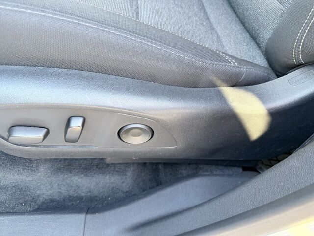 2025 GMC Acadia Elevation Kerrville TX