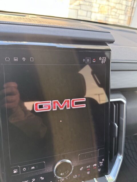 2025 GMC Acadia Elevation Kerrville TX