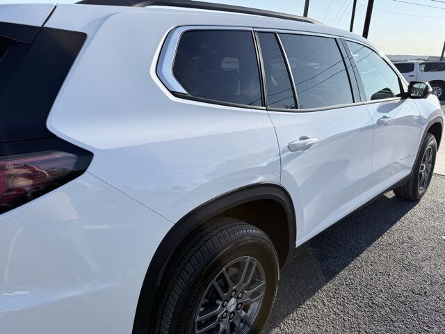 2025 GMC Acadia Elevation Kerrville TX