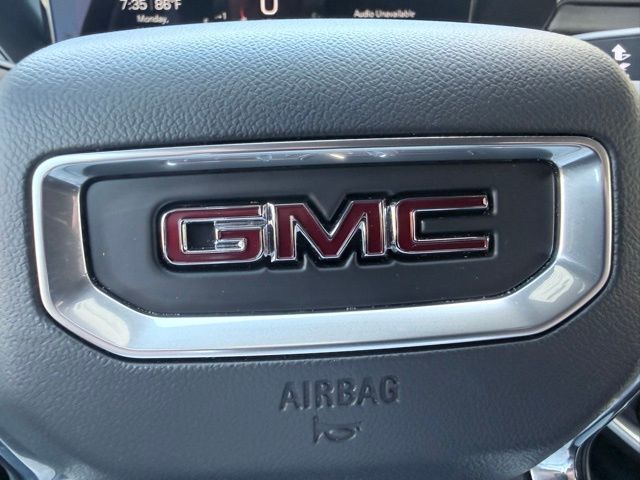 2025 GMC Acadia Elevation Kerrville TX