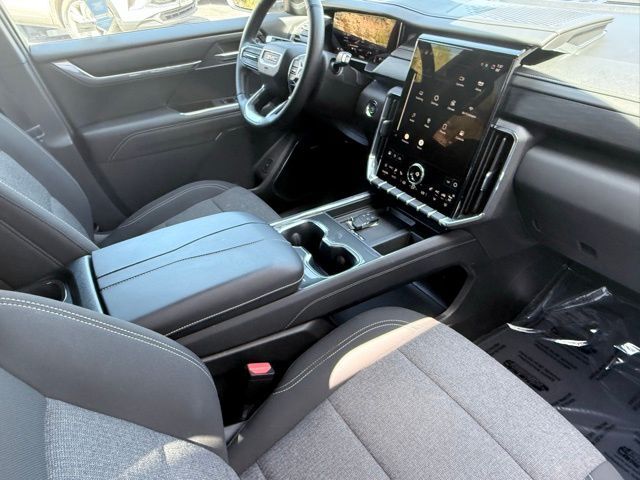 2025 GMC Acadia Elevation Kerrville TX