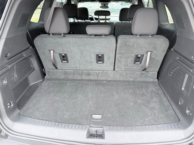2025 GMC Acadia Elevation Kerrville TX