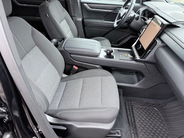 2025 GMC Acadia Elevation Kerrville TX