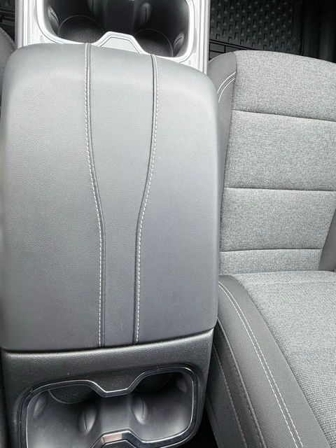 2025 GMC Acadia Elevation Kerrville TX