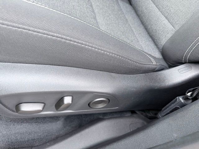 2025 GMC Acadia Elevation Kerrville TX