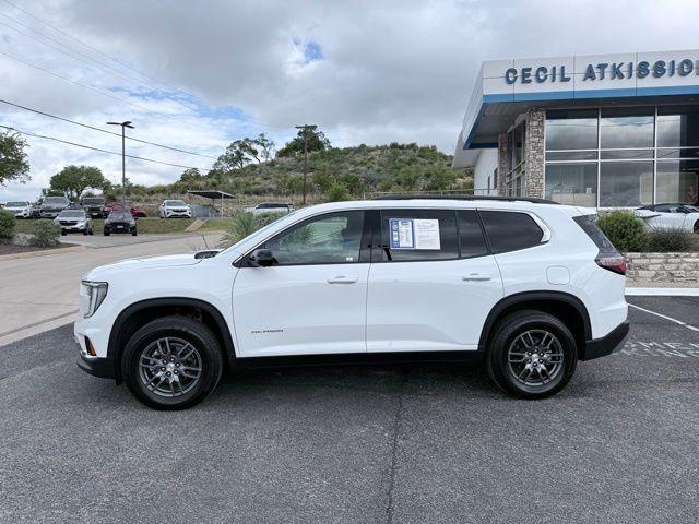 2025 GMC Acadia Elevation