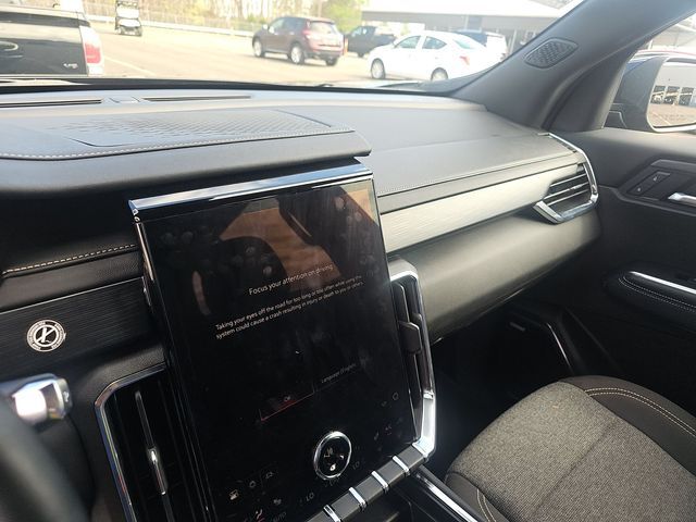 2025 GMC Acadia Elevation Kerrville TX