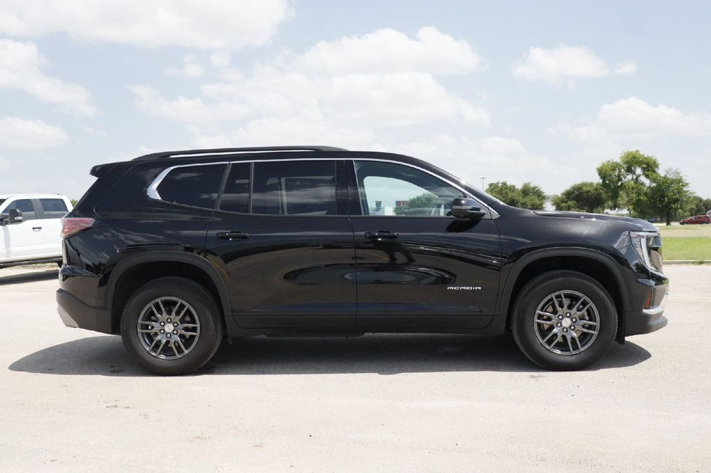 2025 GMC Acadia Elevation Hondo TX