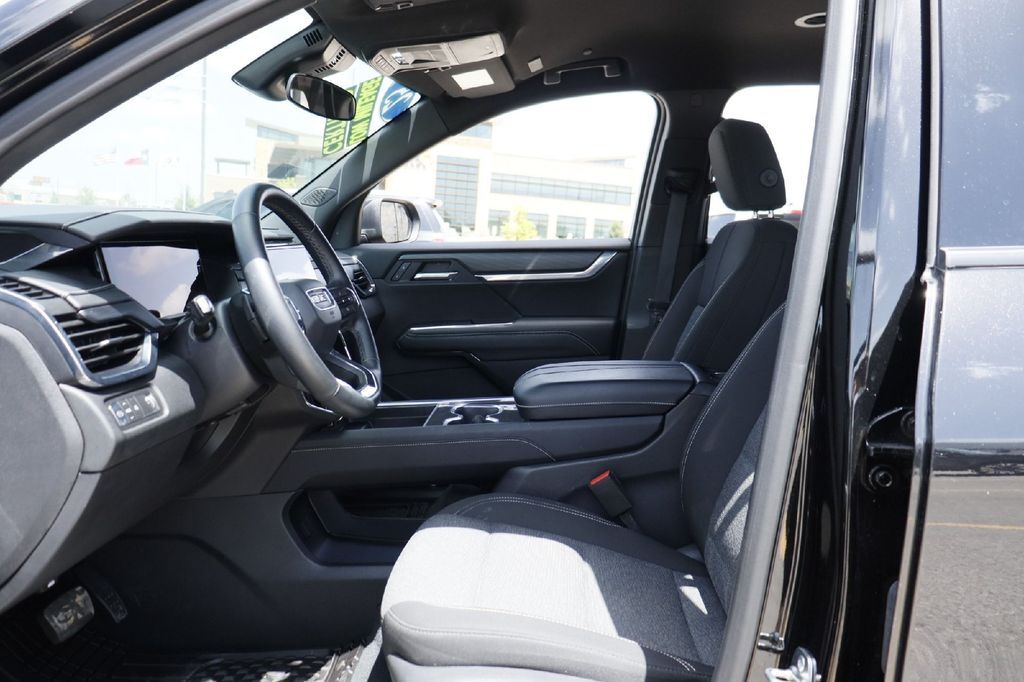 2025 GMC Acadia Elevation Hondo TX
