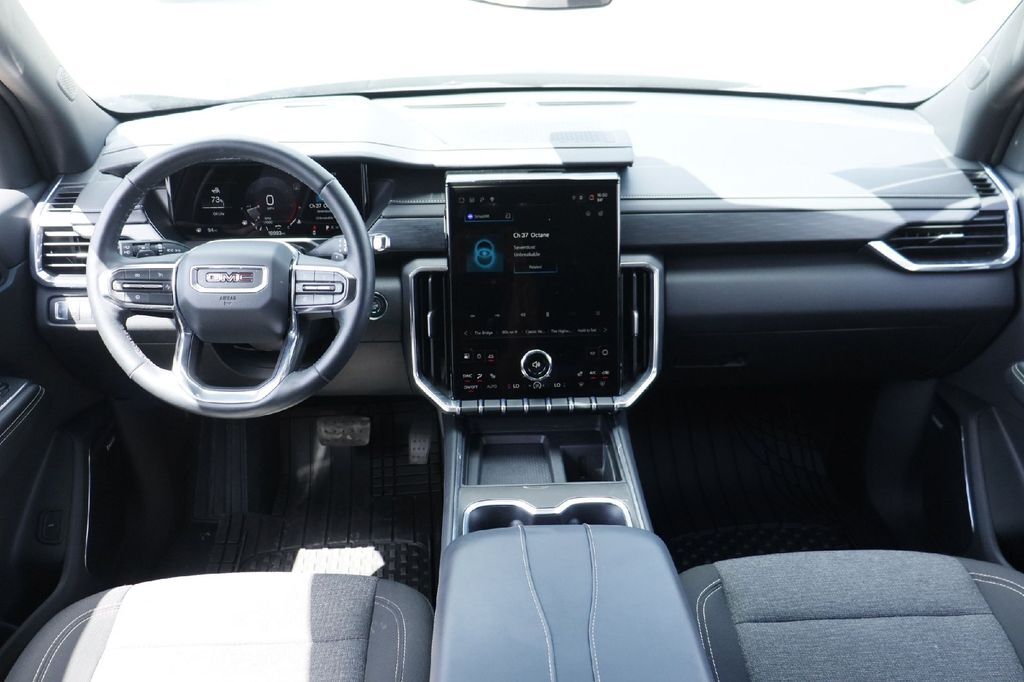 2025 GMC Acadia Elevation Hondo TX