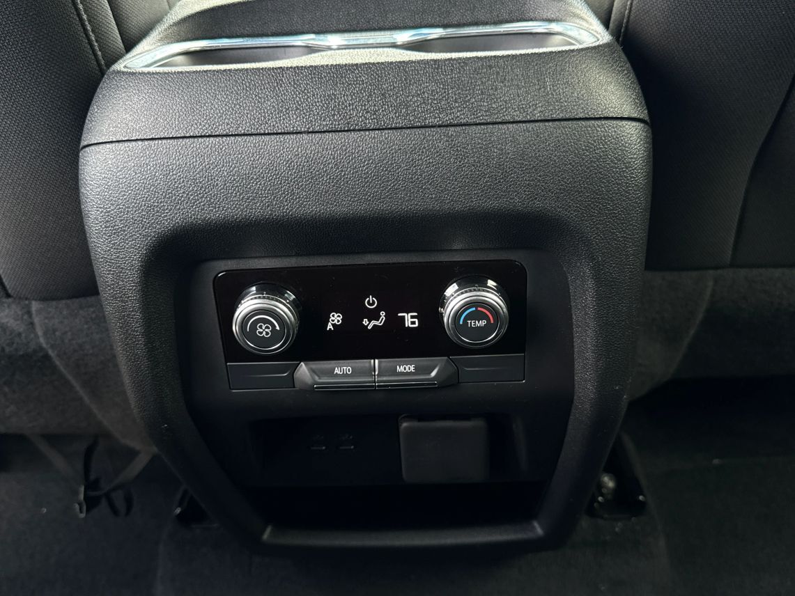 2025 GMC Acadia Elevation Sport Utility 4D